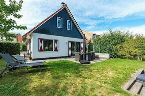 Elegant Villa With Garden