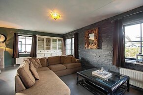 Amicable Villa With Whirlpool