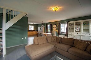 Amicable Villa With Whirlpool