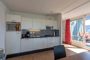 Elegant Penthouse With Patio