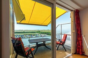 Elegant Penthouse With Patio