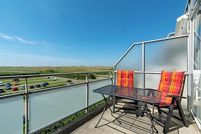 Elegant Penthouse With Patio