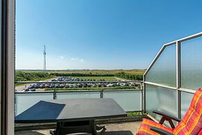 Elegant Penthouse With Patio