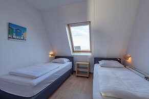 Elegant Penthouse With Patio