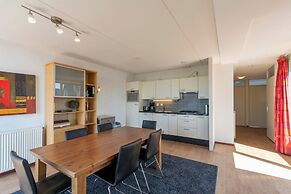 Elegant Penthouse With Patio