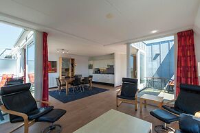 Elegant Penthouse With Patio