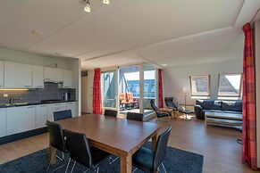 Elegant Penthouse With Patio