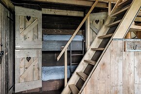 Beach Lodge Callantsoog Near the Sea