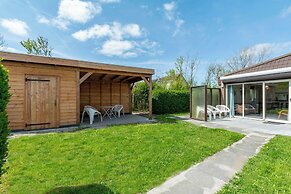 Bungalow in Callantsoog Near Sandy Beach