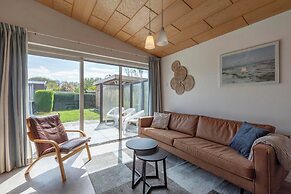 Bungalow in Callantsoog Near Sandy Beach