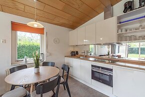 Bungalow in Callantsoog Near Sandy Beach