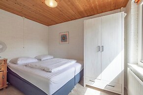 Bungalow in Callantsoog Near Sandy Beach