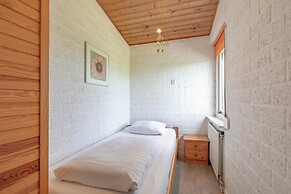 Bungalow in Callantsoog Near Sandy Beach