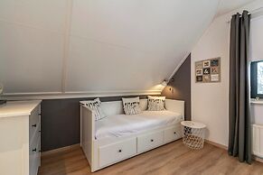 Dutch Beach Hideaway w/ Parking