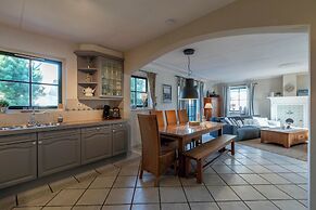 Dutch Beach Hideaway w/ Parking