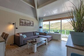 Beach Lodge in Callantsoog Near Dunes