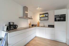 Beachside Villa With Garden