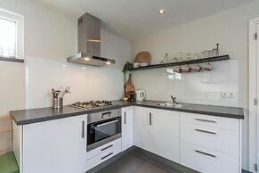 Elegant Beachside Holiday Home