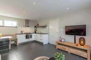 Elegant Beachside Holiday Home