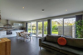 Holiday Home Callantsoog With Jacuzzi