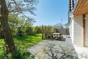 Holiday Home Callantsoog With Jacuzzi