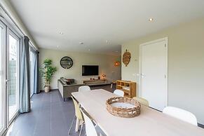 Holiday Home Callantsoog With Jacuzzi