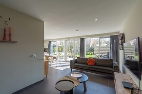 Holiday Home Callantsoog With Jacuzzi