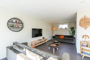 Holiday Home Callantsoog With Jacuzzi