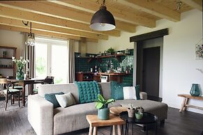 Appealing Farmhouse by the Beach