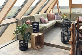 Appealing Farmhouse by the Beach