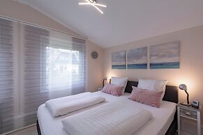 Holiday Home Callantsoog Near Beach