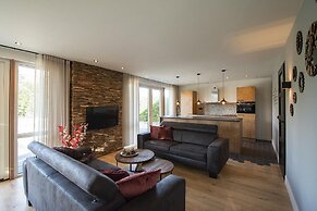 Spacious Bunglow With Garden