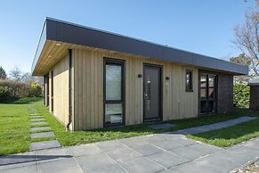 Spacious Bunglow With Garden