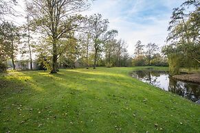 Spacious Bunglow With Garden