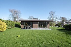 Spacious Bunglow With Garden