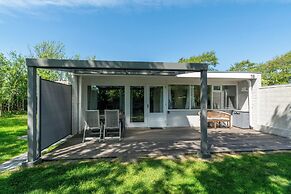 Cozy Holiday Home With Garden