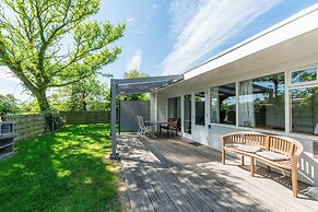 Cozy Holiday Home With Garden