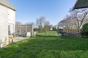 Cozy Holiday Home With Terrace