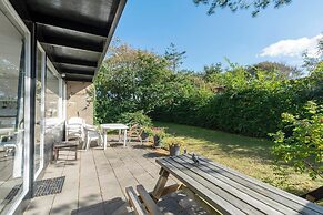 Seaside Bungalow With Terrace