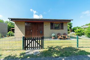 Bungalow in Callantsoog Near Sandy Beach