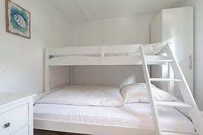 Bungalow in Callantsoog Near Sandy Beach