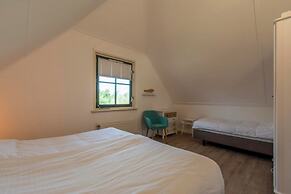 Stylish Villa With Garden