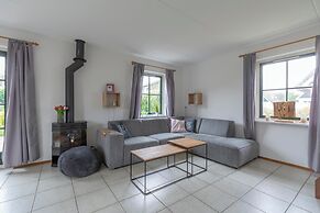 Stylish Villa With Garden