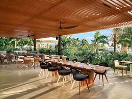 SLS Playa Mujeres – ALL Inclusive Collection