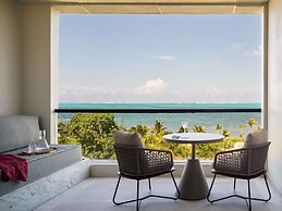 SLS Playa Mujeres – ALL Inclusive Collection