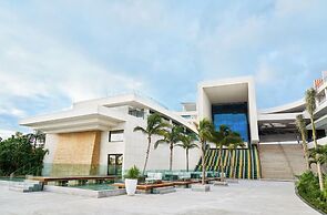 SLS Playa Mujeres – ALL Inclusive Collection