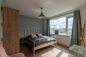 Spacious Home With Garden