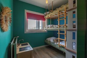 Spacious Home With Garden