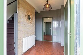 Spacious Home With Garden