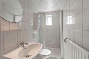 Spacious Home With Garden